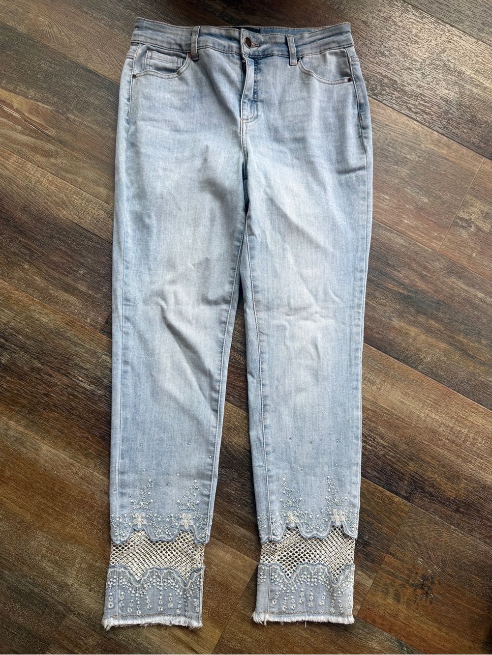Frank Lyman Design Light Blue Embellished Cropped Rhinestone Jeans
